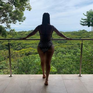 Gloria Govan feet photo 18