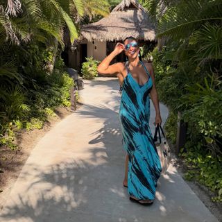 Gloria Govan feet photo 3