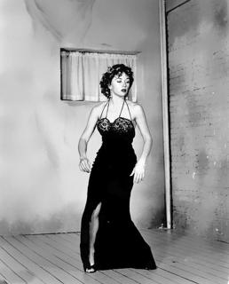 Gloria Grahame feet photo 17