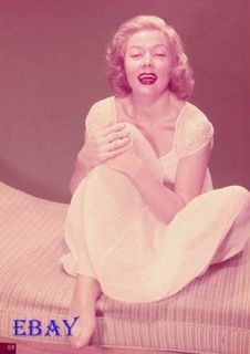 Gloria Grahame feet photo 14