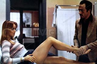 Gloria Guida feet photo 16