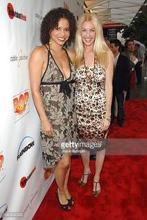 Gloria Reuben feet photo 7