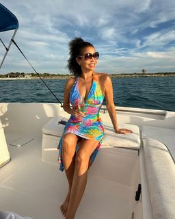 Gloria Reuben feet photo 4