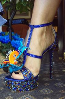 Gloria Trevi feet photo thumbnail