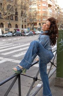 Gloria Trevi feet photo thumbnail