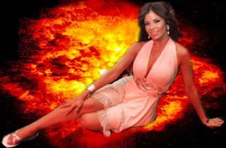 Gloria Trevi feet photo thumbnail