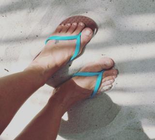 Glória Pires feet photo 2