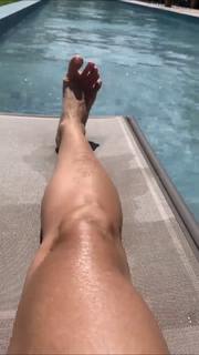 Glória Pires feet photo 10