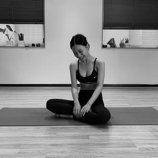 Go Min-Si feet photo thumbnail