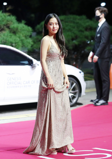 Go Min-Si feet photo thumbnail
