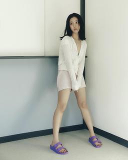 Go Min-Si feet photo thumbnail