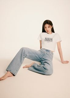 Go Youn-jung feet photo 3