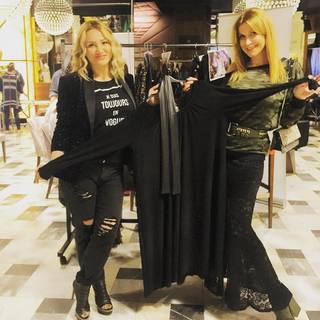 Goca Trzan feet photo thumbnail