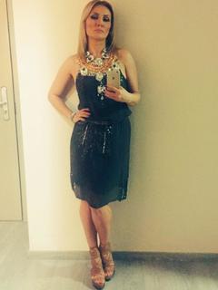 Goca Trzan feet photo thumbnail