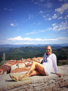 Goca Trzan feet photo thumbnail