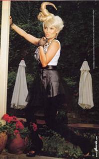 Goca Trzan feet photo thumbnail