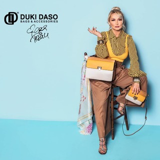 Goca Trzan feet photo thumbnail