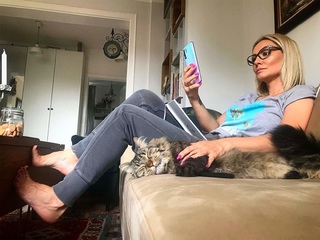 Goca Trzan feet photo thumbnail