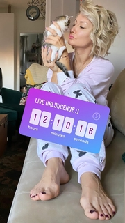 Goca Trzan feet photo thumbnail