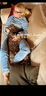 Goca Trzan feet photo thumbnail