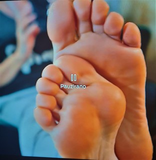Goca Trzan feet photo thumbnail
