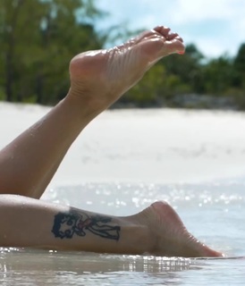 Goca Trzan feet photo thumbnail