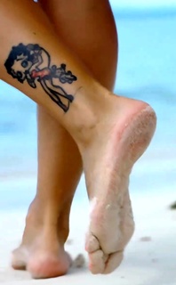 Goca Trzan feet photo thumbnail