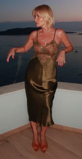 Goca Trzan feet photo thumbnail