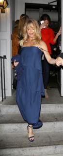 Goldie Hawn feet photo thumbnail