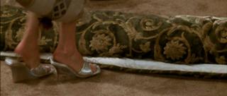 Goldie Hawn feet photo thumbnail