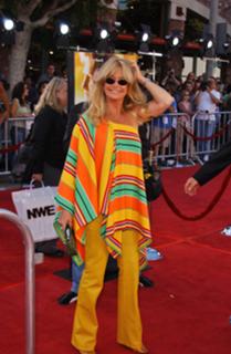 Goldie Hawn feet photo thumbnail