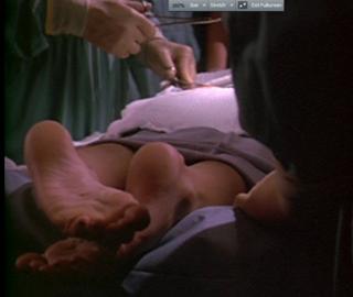 Goldie Hawn feet photo thumbnail