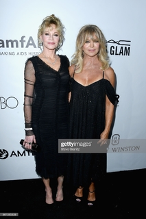Goldie Hawn feet photo thumbnail