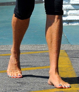 Goldie Hawn feet photo thumbnail