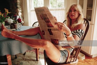 Goldie Hawn feet photo thumbnail
