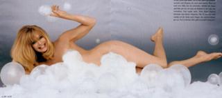 Goldie Hawn feet photo thumbnail