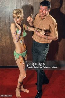 Goldie Hawn feet photo thumbnail