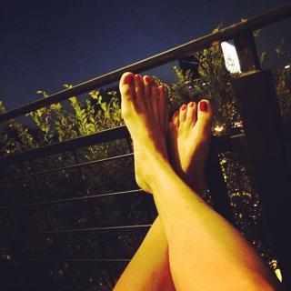 Goldie Taylor feet photo 9