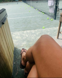 Goldie Taylor feet photo 3