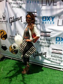 Golnesa Gharachedaghi feet photo 14