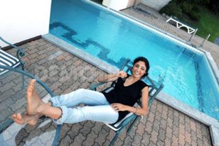 Golshifteh Farahani feet photo thumbnail