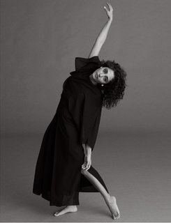 Golshifteh Farahani feet photo thumbnail