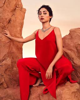 Golshifteh Farahani feet photo thumbnail
