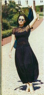 Gong Li feet photo thumbnail