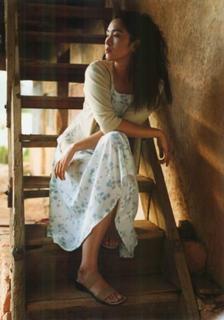 Gong Li feet photo thumbnail