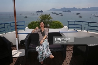 Gong Li feet photo thumbnail