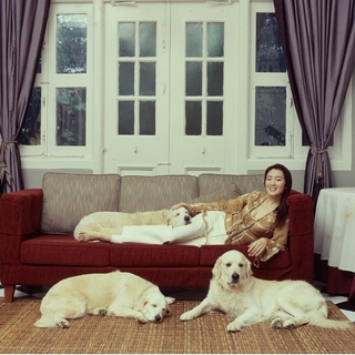 Gong Li feet photo thumbnail