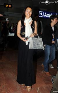 Gong Li feet photo thumbnail