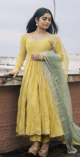 Gouri Kishan feet photo 2