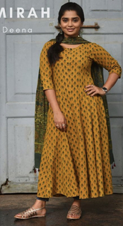 Gouri Kishan feet photo 14